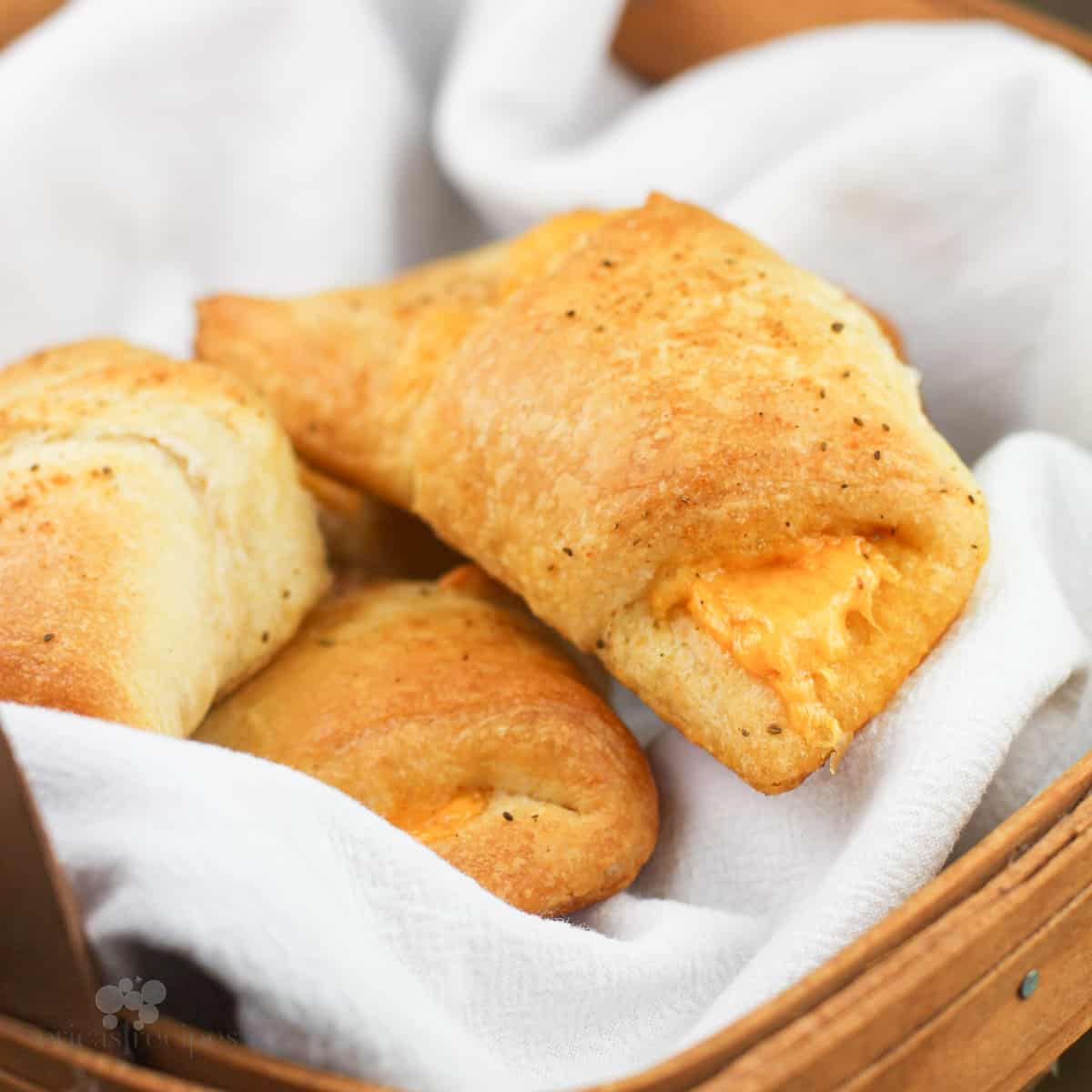 Cheddar Cheese Stuffed Crescent Rolls