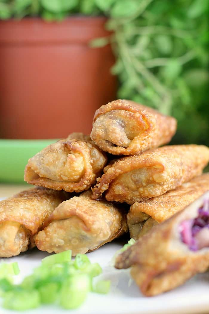 Red Cabbage and Raddish Spring Rolls https://wp.me/p4qC4h-3vj