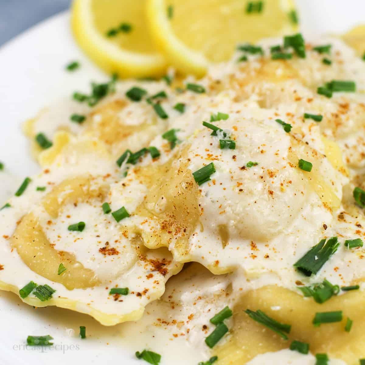 Lemon Garlic Cream Sauce for Lobster Ravioli