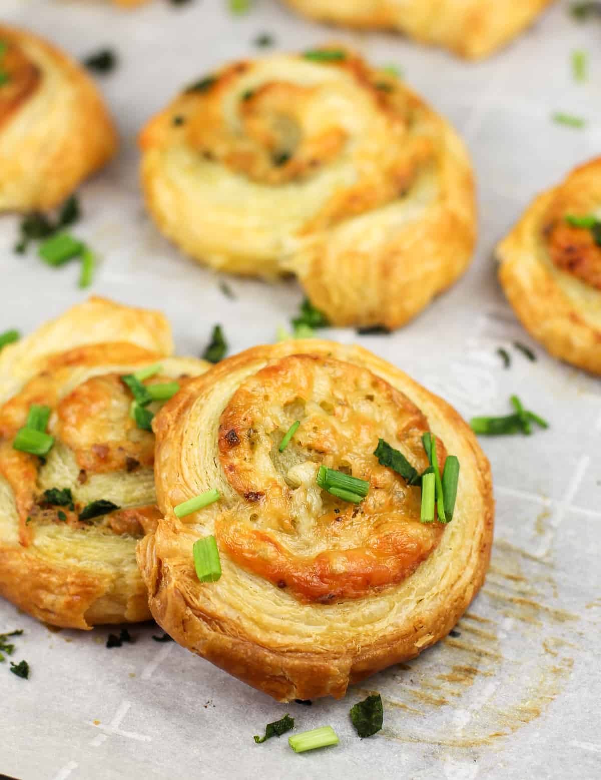 Pesto Puff Pastry Pinwheels